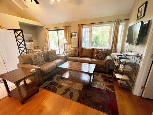 Downtown Hailey - Cozy, Quiet, Close to everything!