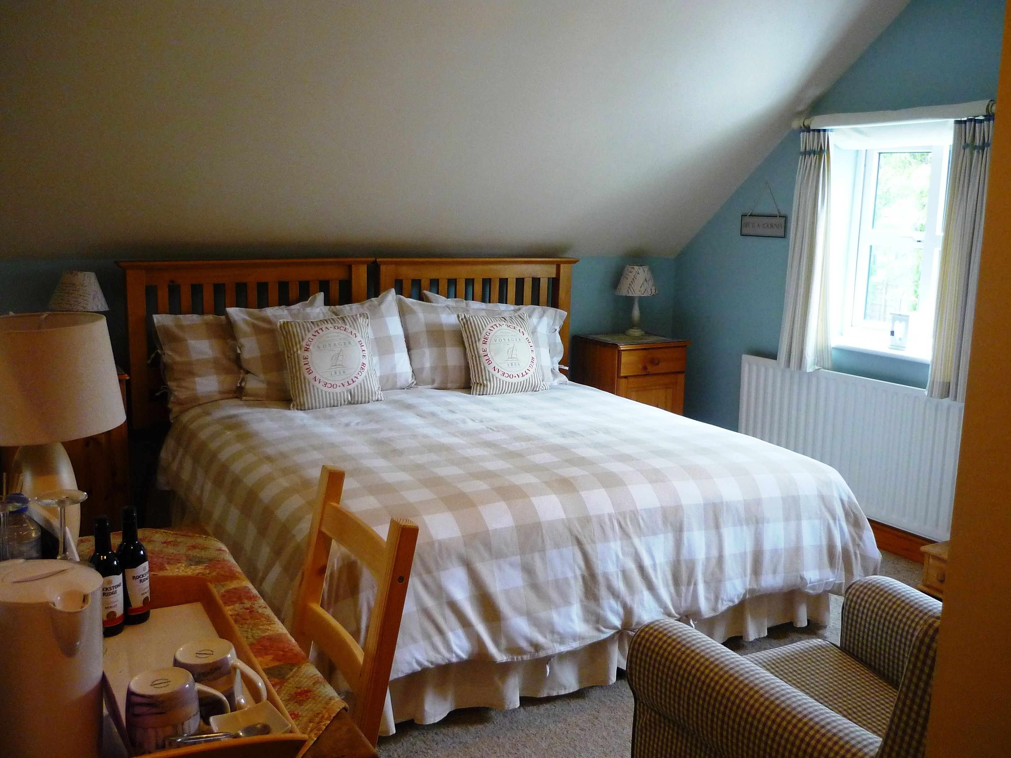 Deluxe Double or Twin Room, Non Smoking, Garden View | Blackout drapes, iron/ironing board, free WiFi, bed sheets