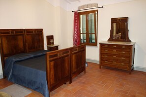 3 quartos, ferros/tábuas de passar roupa, Wi-Fi