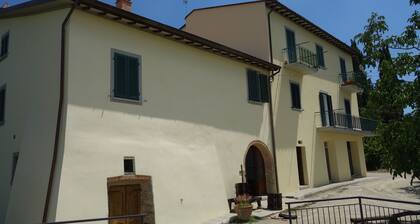 From the Piero hill you can admire the Valtiberina where Tuscany and Umbria merge