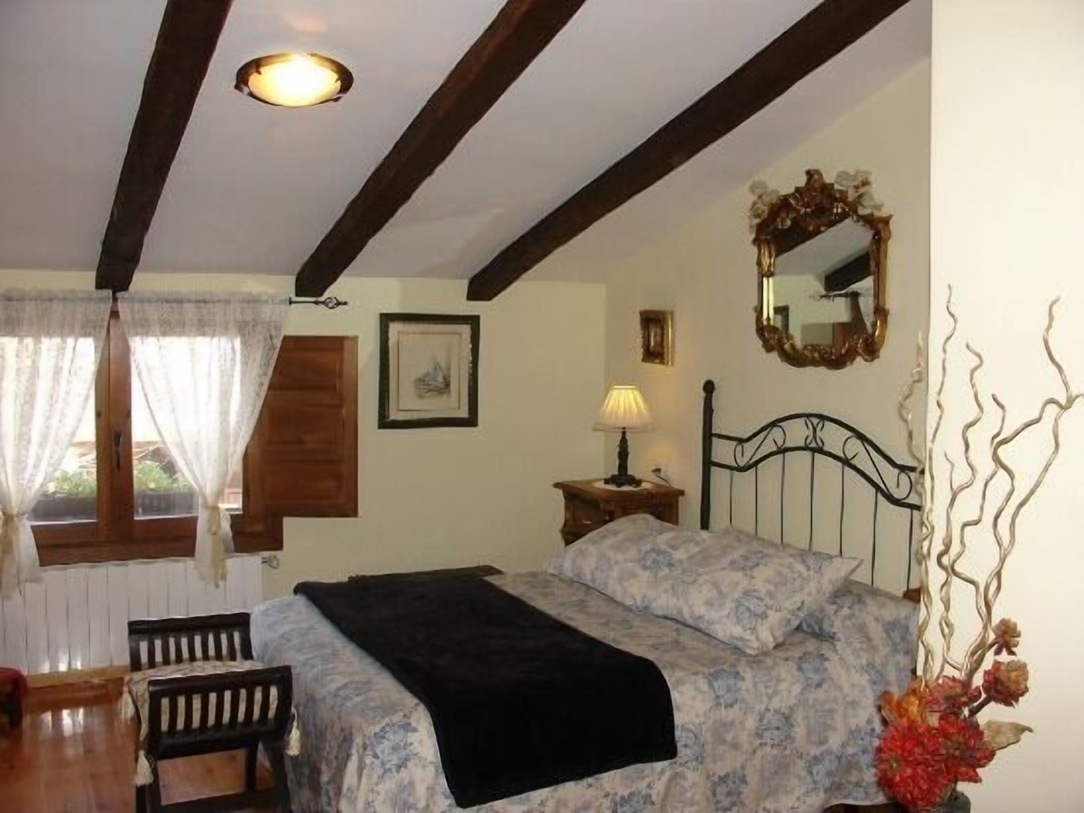 Cottage "Villa Parchis" for 12 people