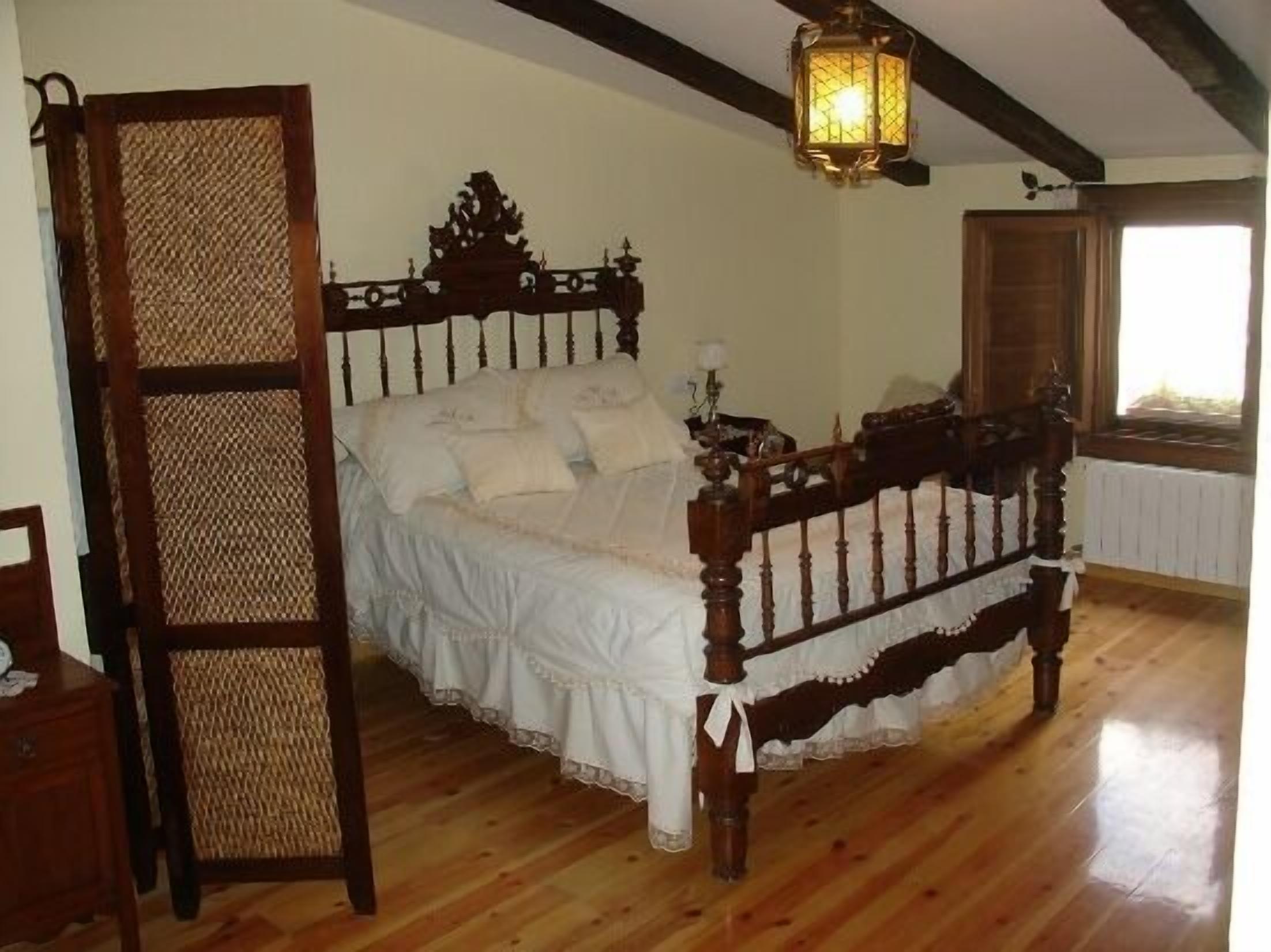 Cottage "Villa Parchis" for 12 people