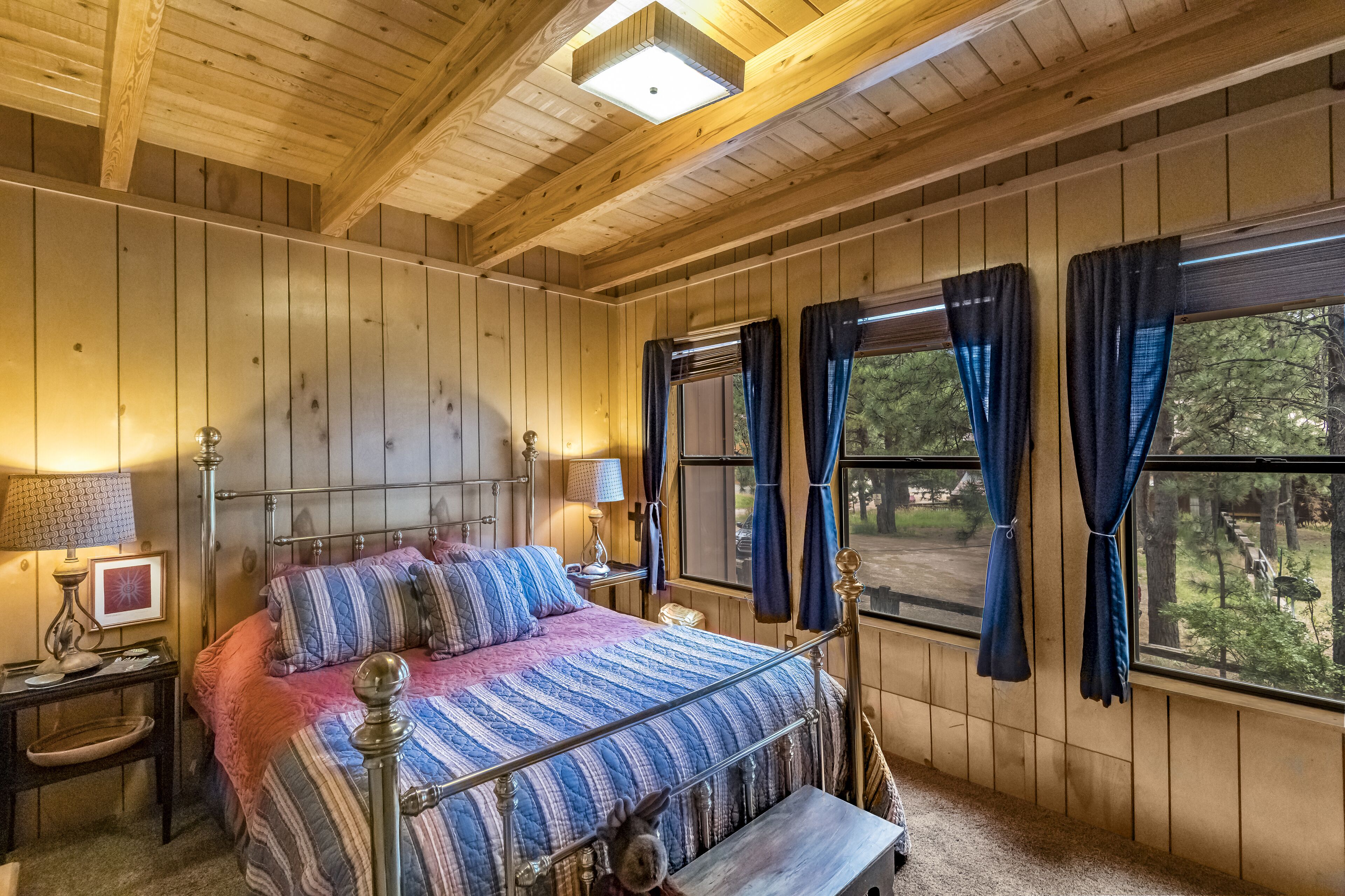 Sol Escape!  A Ski Condo With A Cabin Feel