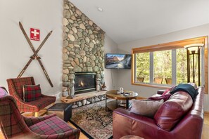 TV, fireplace, DVD player - Mountain Harbor Huckleberry | 3 Bed, 2.5 Bath (Whitefish)