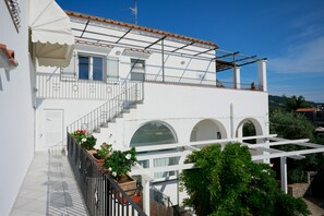 Front of property - La Ninfa Di Capri (Anacapri)