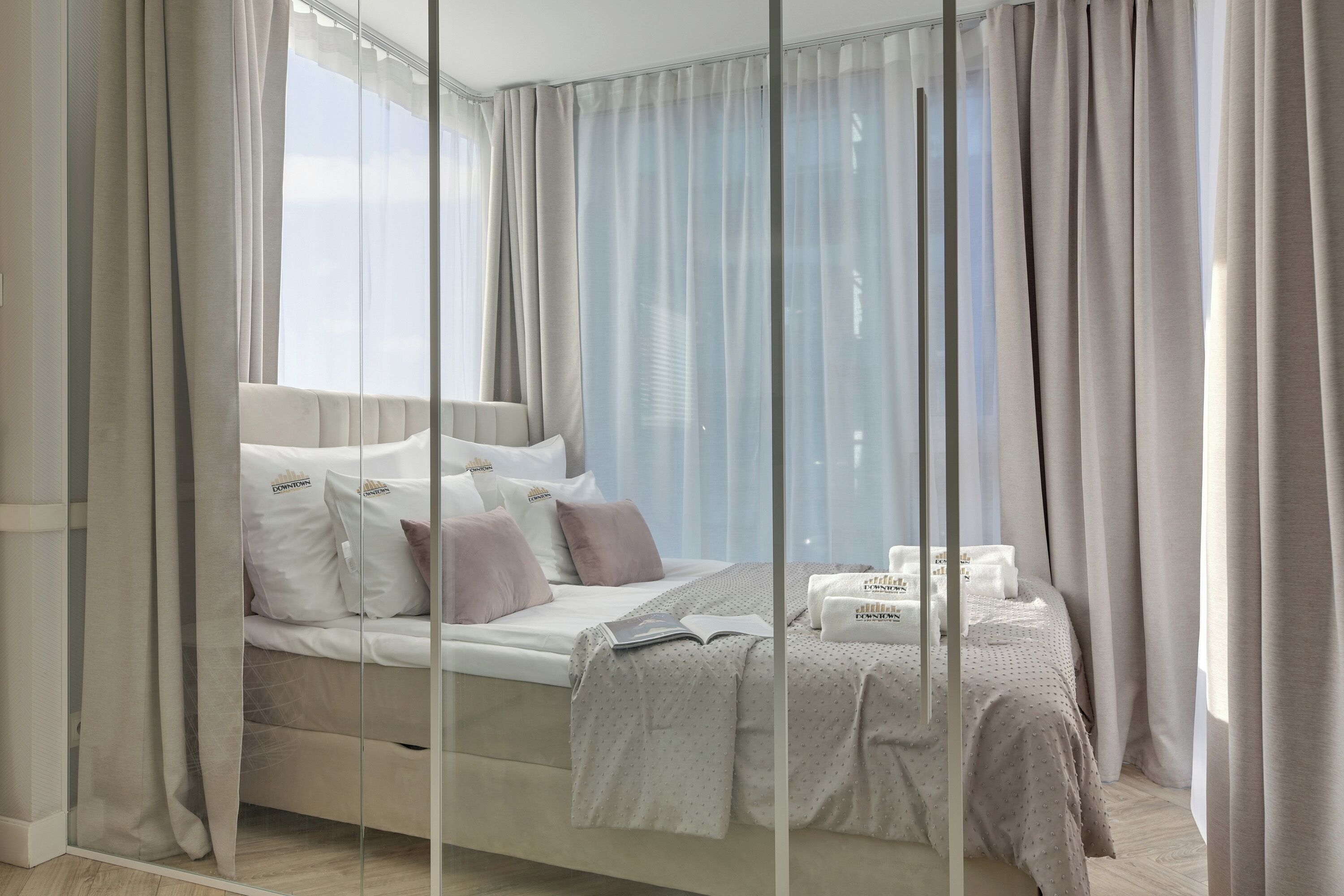 Superior Apartment | Hypo-allergenic bedding, individually decorated, individually furnished