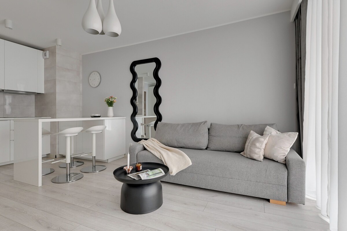 Apartamento superior, 1 habitación, balcón | Zona de estar