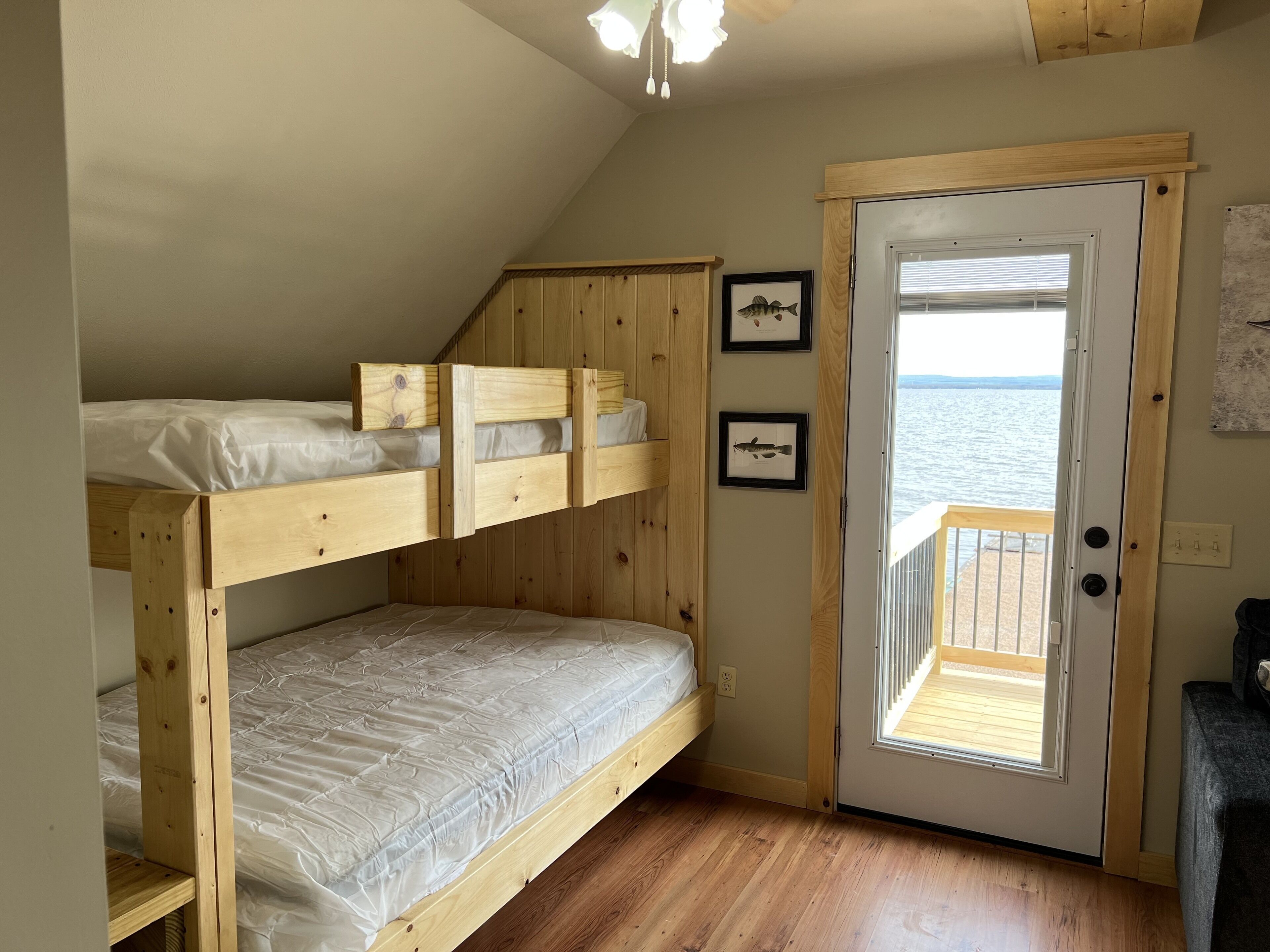 Cabin 5 - Three Pines Lodging & Marina - Waterfront Nightly Rental