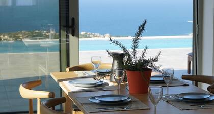 Eva Villas East, avec piscine privée et vue panoramique sur la mer