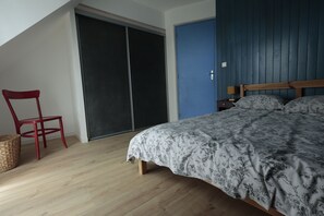 4 bedrooms, iron/ironing board, travel cot, free WiFi - House / Villa - Baden (Baden)