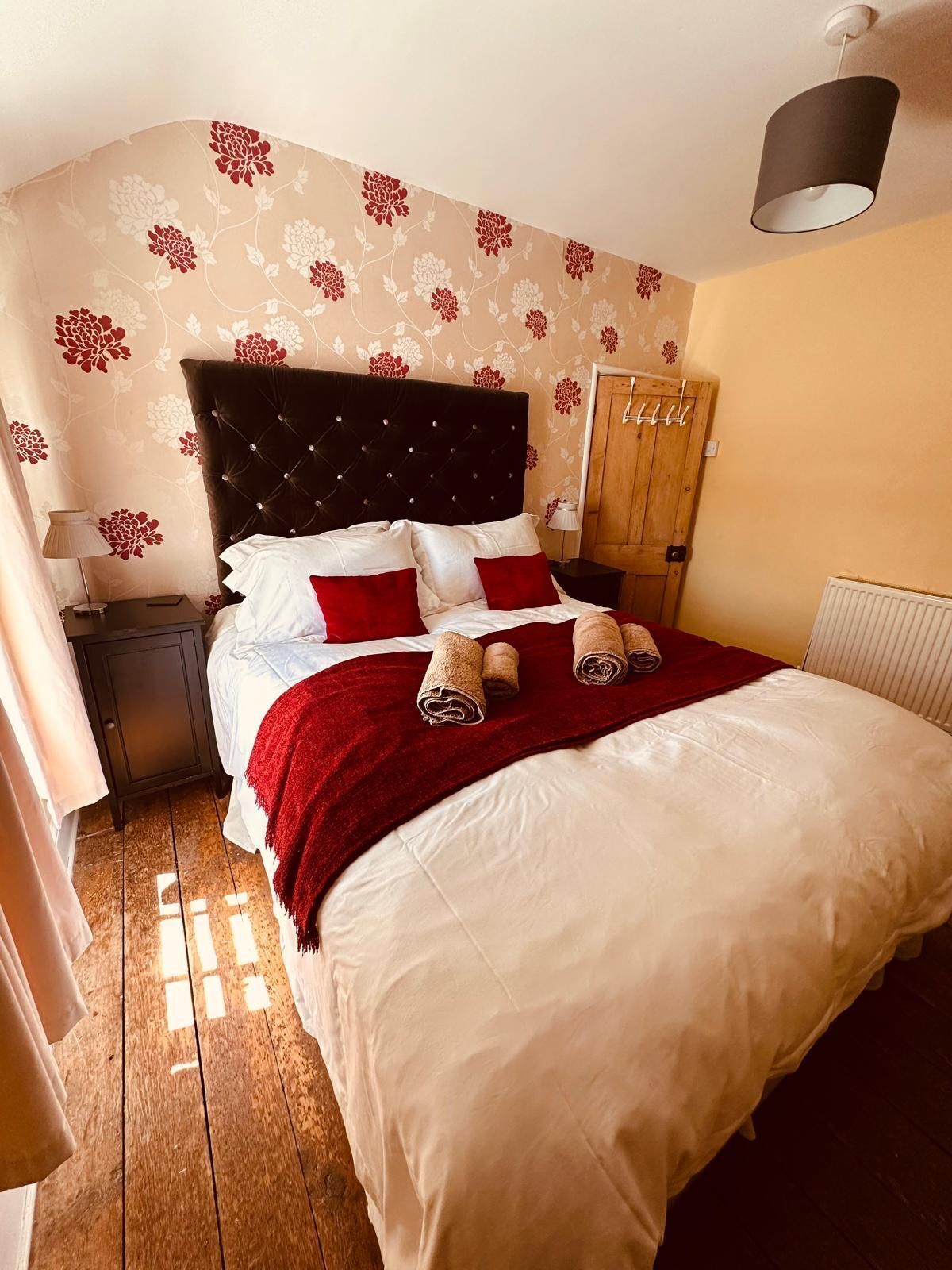 4 Schlafzimmer, Bügeleisen/Bügelbrett, Reisekinderbett, kostenloses WLAN