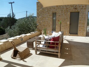 Terrace/patio - Villa Dorothee with superb view to the sea (Ermioni, Argolide)