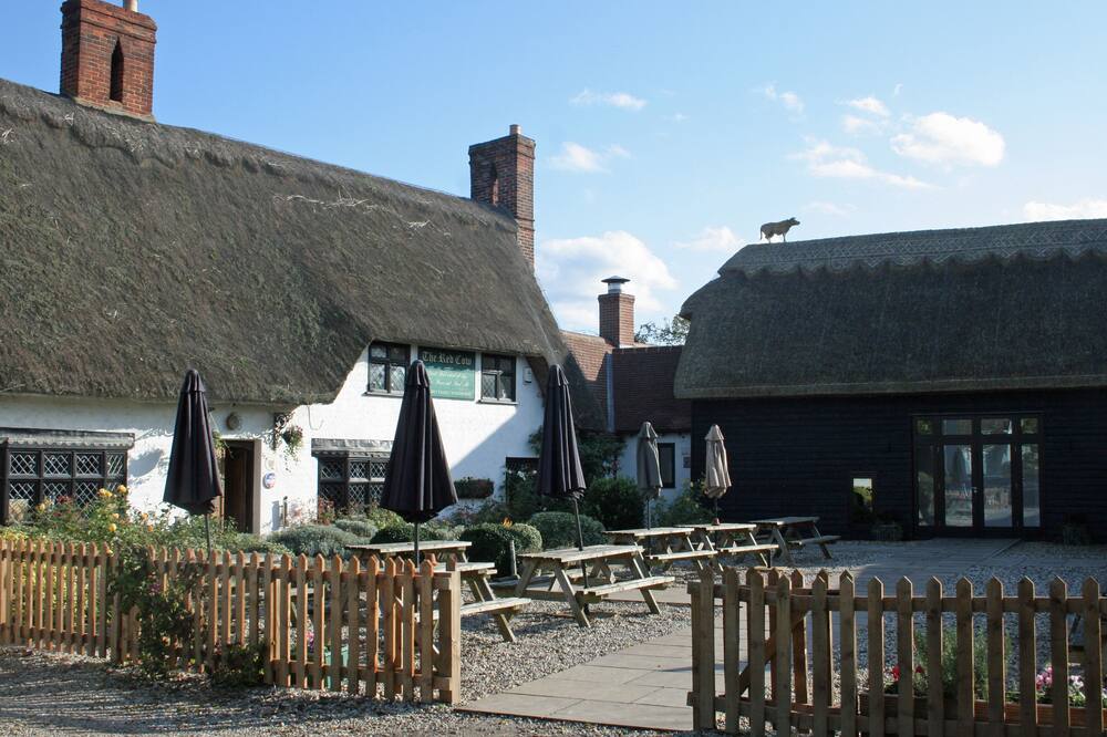The Red Cow