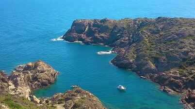 Luxury apartment, with excellent views of the sea. 'Ideal relax and family'
