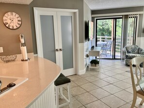 Interior - 2117 Villamare, Beautiful Condo In Beachfront Complex near pickle ball courts. (Hilton Head Island)