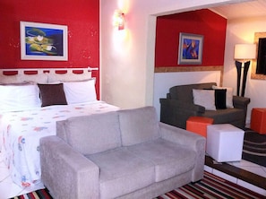 Deluxe Quadruple Room (Rubi) | Minibar, blackout drapes, iron/ironing board, free WiFi - Pousada Requinte da Mantiqueira (Piracaia)