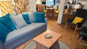 TV, DVD player, stereo