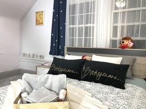 1 bedroom, WiFi, bed sheets - Upscale 1BR Loft near UC, DAAP, CCM, Hospital and Zoo w/Parking, 3FL (Cincinnati)