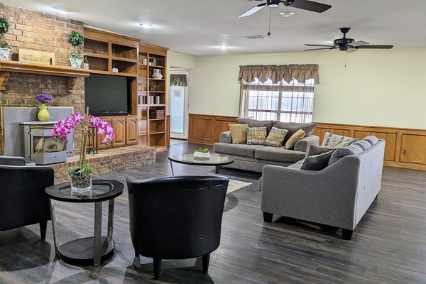 TV connectée, cheminée