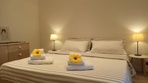 2 Schlafzimmer, Bügeleisen/Bügelbrett, kostenloses WLAN, Bettwäsche