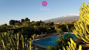 Pool - Villa Barbara A show every dawn (giardini naxos)