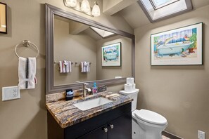 Chuveiro, secador de cabelo