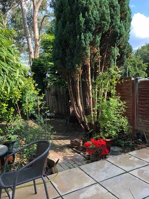 Garden - Double bedroom near Heathrow (Hayes)