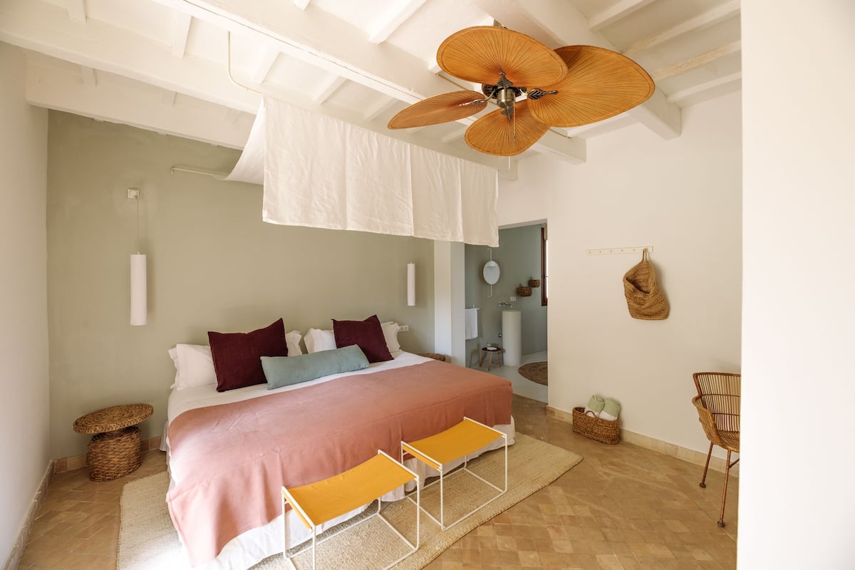Suite | Ropa de cama de alta calidad, edredón y minibar