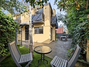 Terrace/patio - Riverside || Margaret River - Homely Townhouse (Margaret River)
