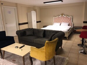 LCD TV - Khalkedon Suite (Istanbul)