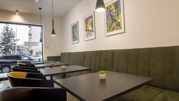 Lunch and dinner served