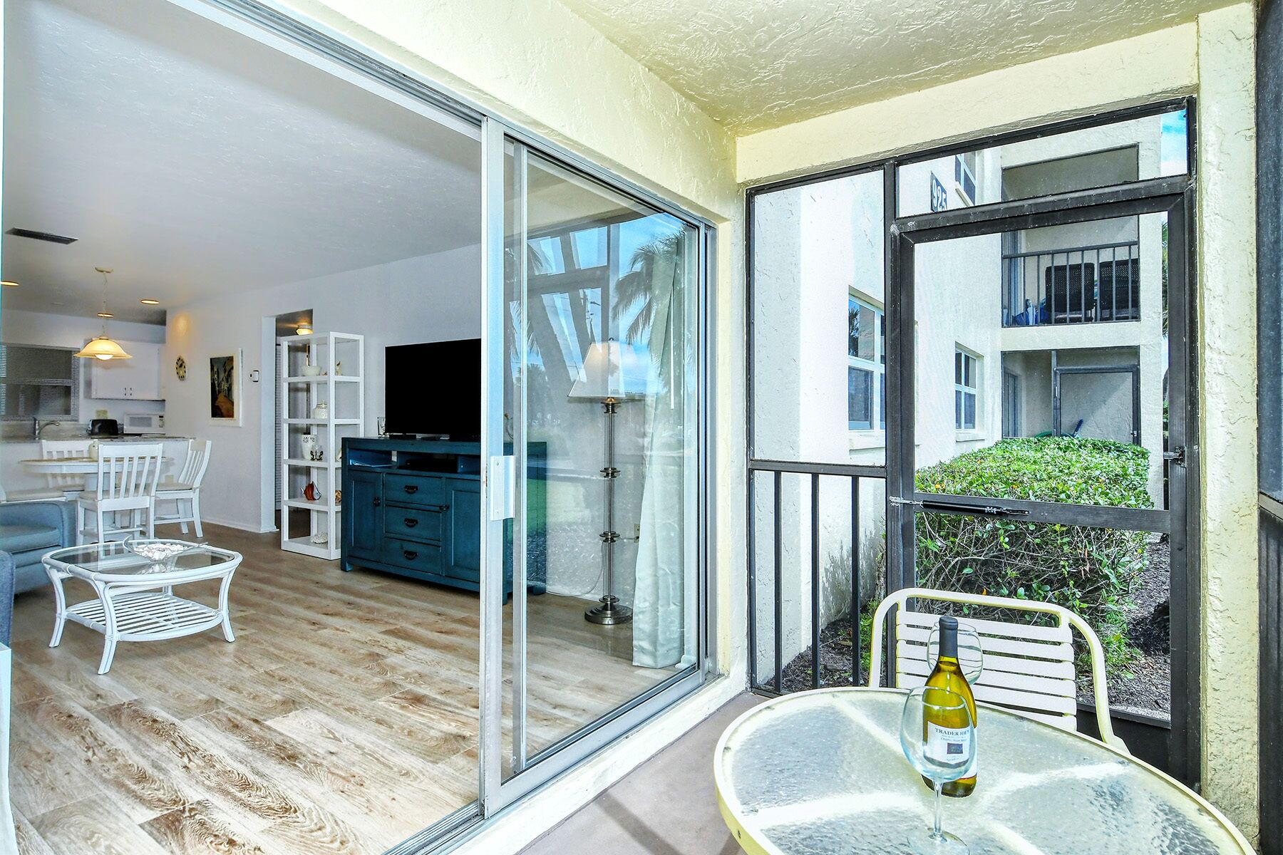 TV connectée, table de tennis de table