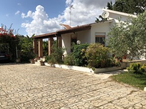 Exterior - VILLFI DEI FIORI MENFI A FEW STEPS FROM THE SEA (Contrada Fiori Sud)