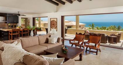 Walking Distance To One&Only Palmilla Hotel