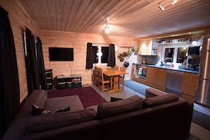 Cabin (Log) | In-room dining - Aurora Camp (Kiruna)
