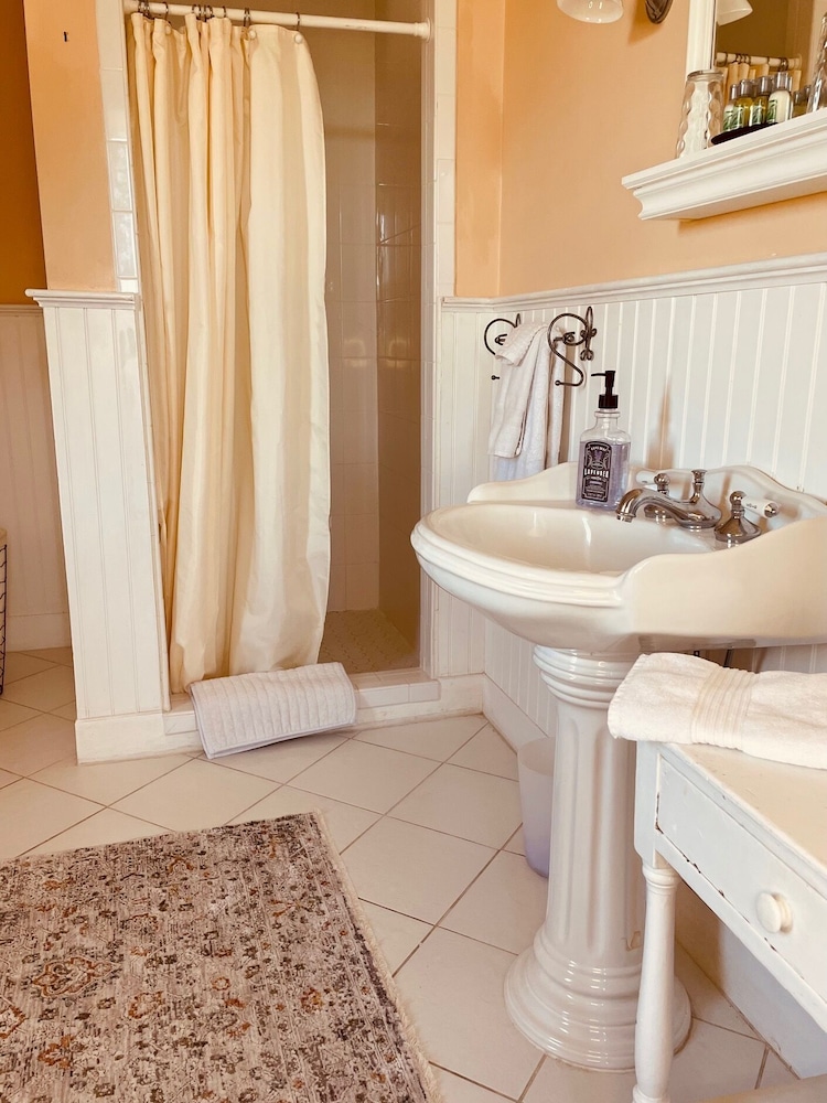 Langworthy Inn & Winery by null