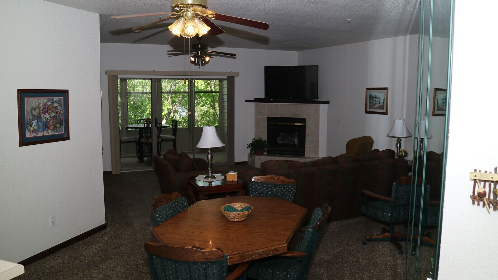 LARGE EMERALD BAY CONDO  sleeps 8 