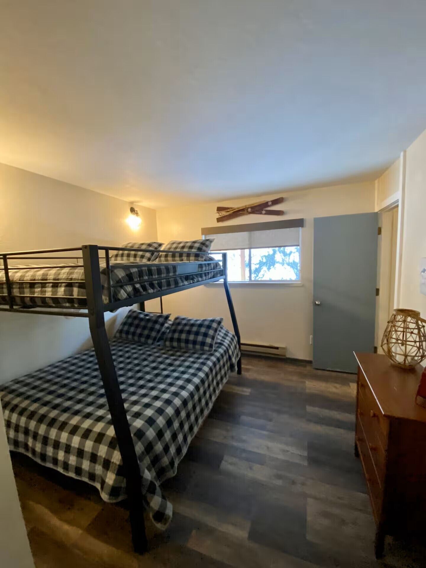 2 Schlafzimmer, Bügeleisen/Bügelbrett, Reisekinderbett, kostenloses WLAN