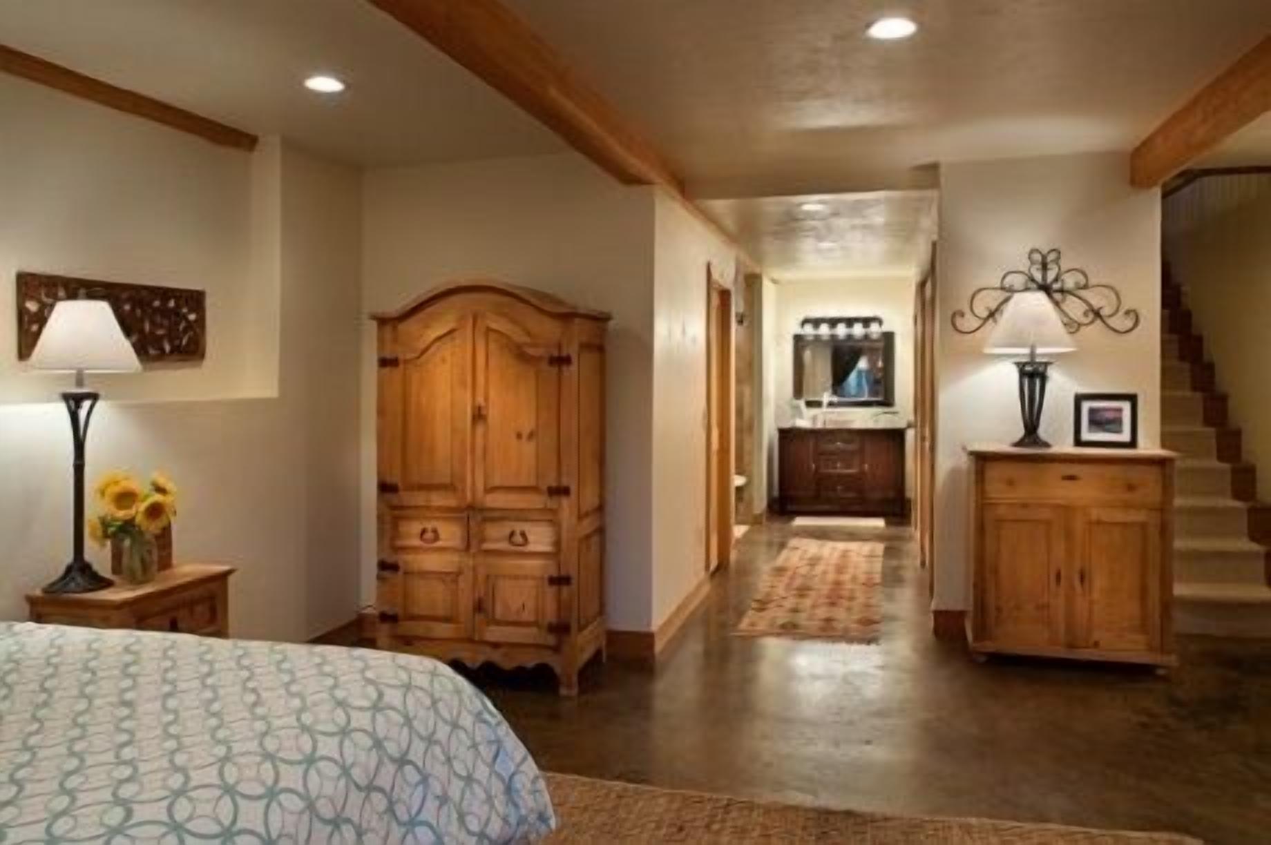 3 bedrooms, iron/ironing board, travel crib, free WiFi