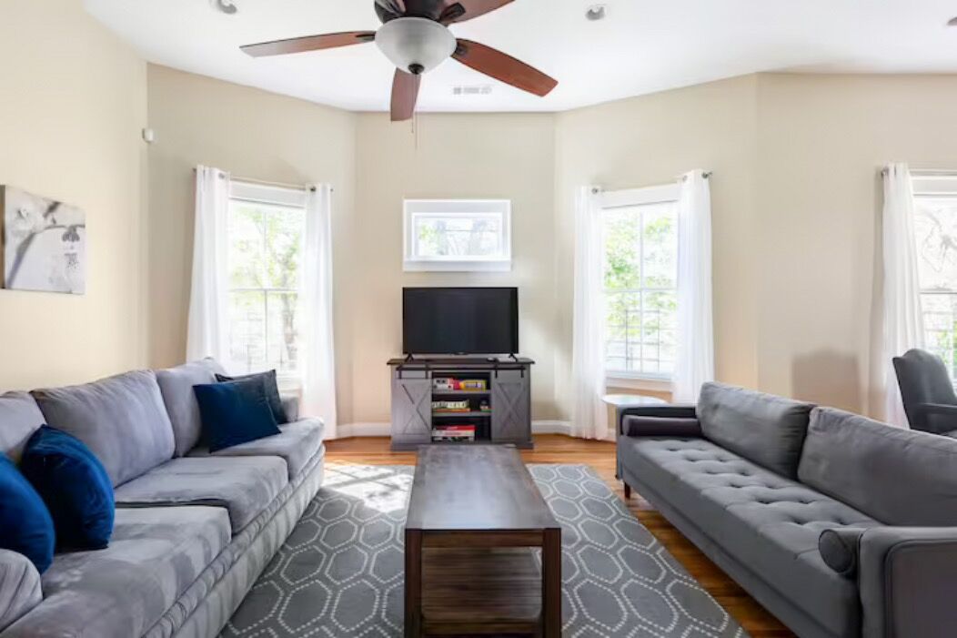 Spacious Family Home near Downtown - Walk to Beltline & Train