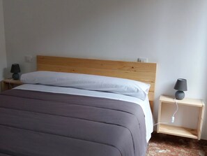 3 bedrooms, WiFi, bed sheets