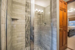 Shower, towels