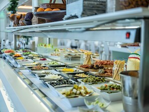 Buffet - On Hotels Oceanfront - Adults Only (Almonte)