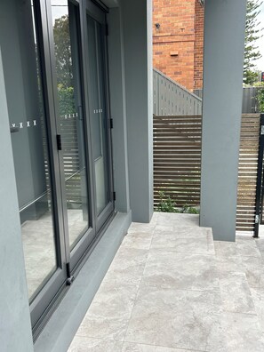 Exterior detail - Beautiful modern Manly home (Manly)