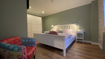 1 bedroom, travel crib, free WiFi, bed sheets