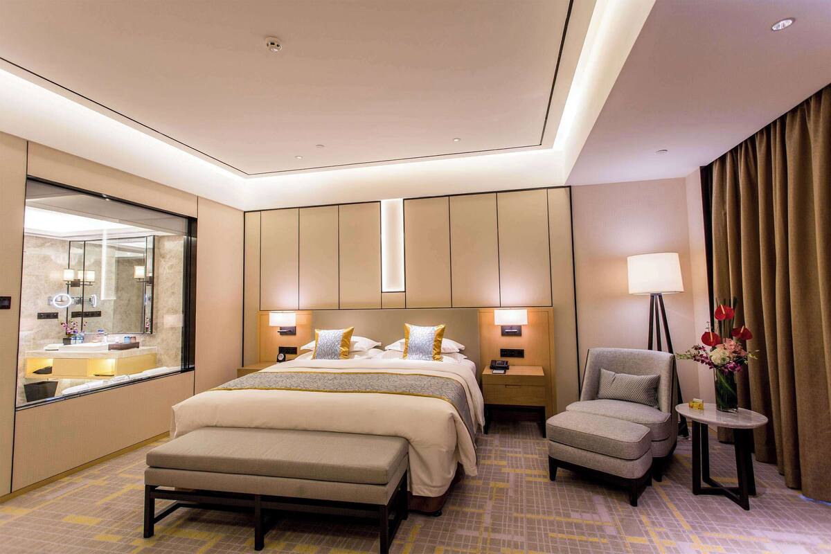 Deluxe kamer, 1 kingsize bed, niet-roken | Beddengoed