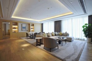 Bed sheets - Howard Johnson by Wyndham Glory Plaza ChengHai (Shantou)