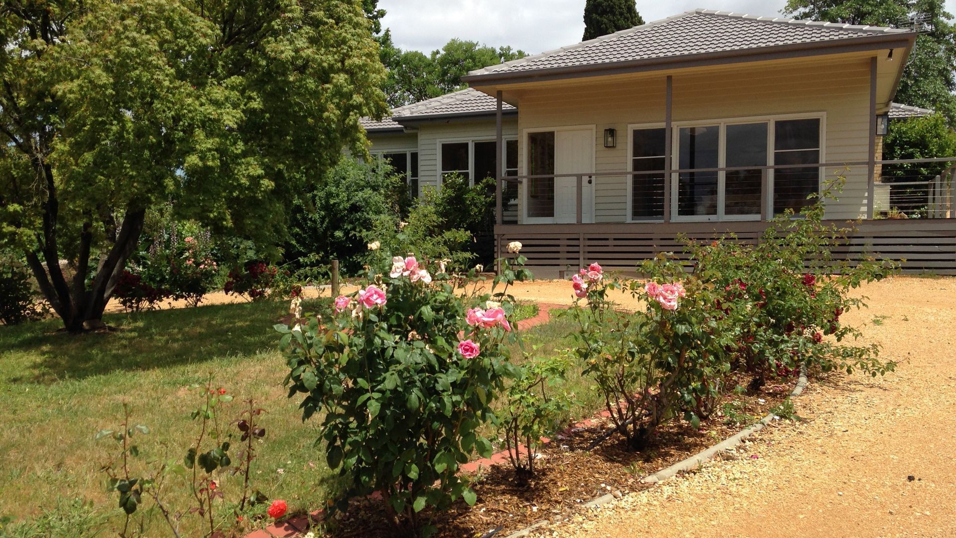 Lome Cottage - farmhouse amongst vines