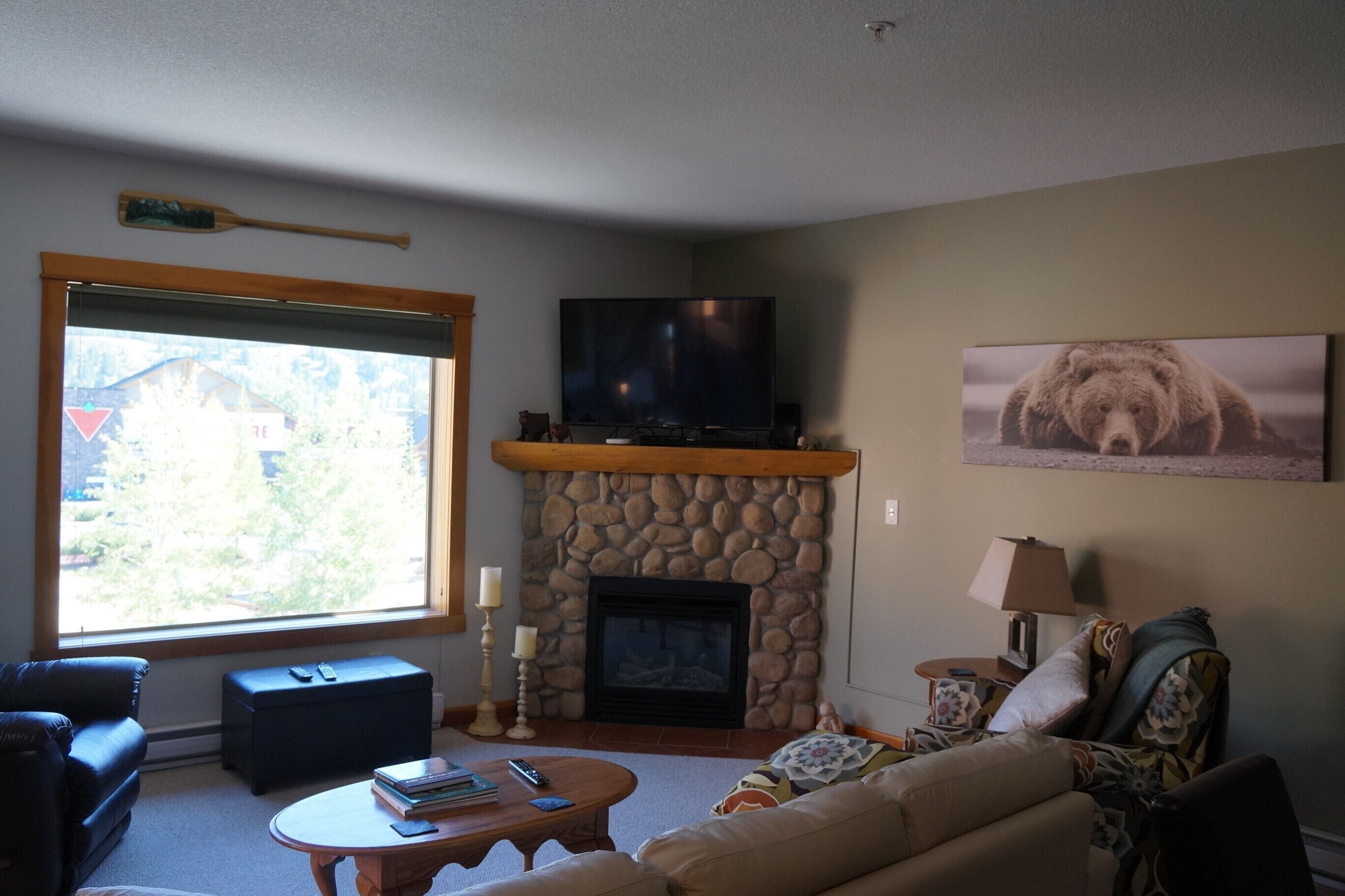 Boutique mountain condo with BREATH-TAKING views in the heart of it all!