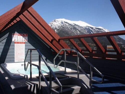 Boutique mountain condo with BREATH-TAKING views in the heart of it all!